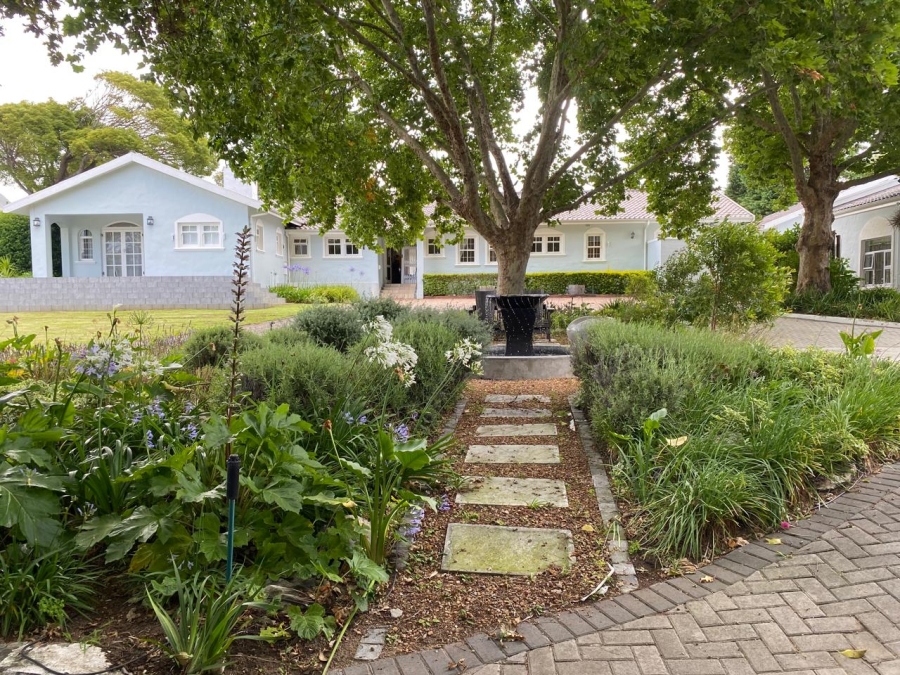 6 Bedroom Property for Sale in Constantia Western Cape